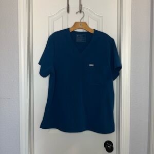 Deep Reef Catarina - One-Pocket Scrub Top™